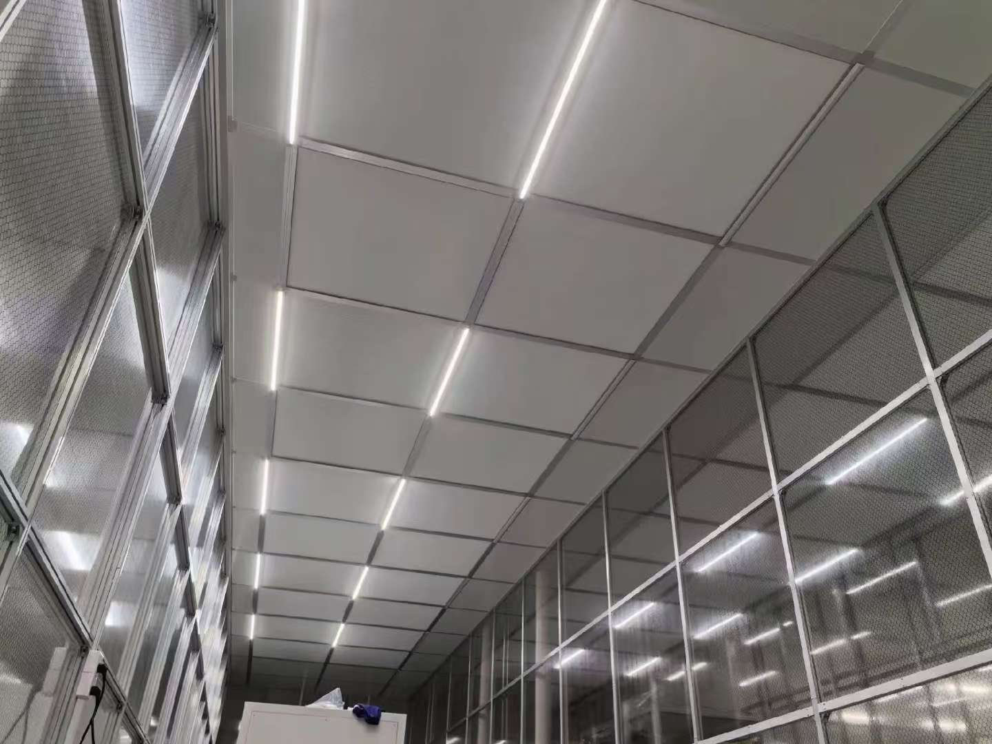 杭州4000㎡光伏洁净区建设 20 天极速交付 成本省 40%